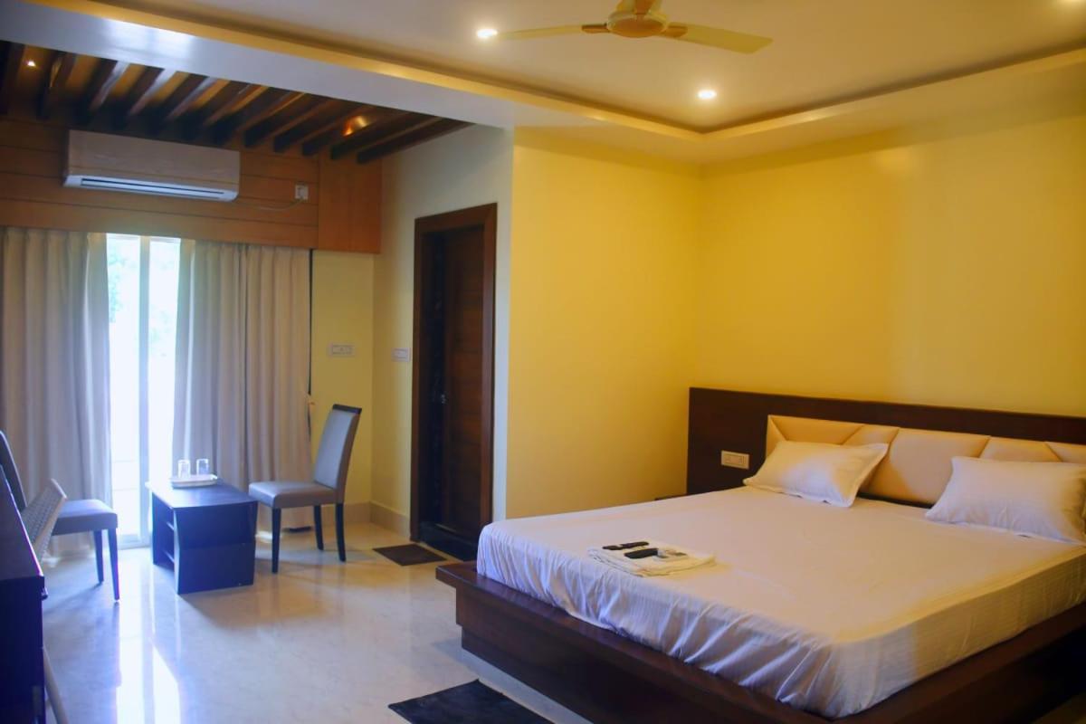 Prince Palace Jhargram Eksteriør billede