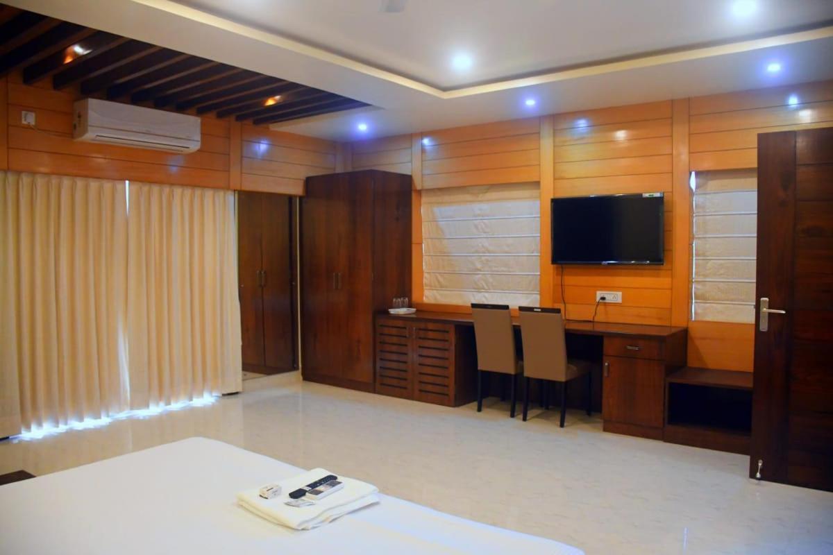 Prince Palace Jhargram Eksteriør billede